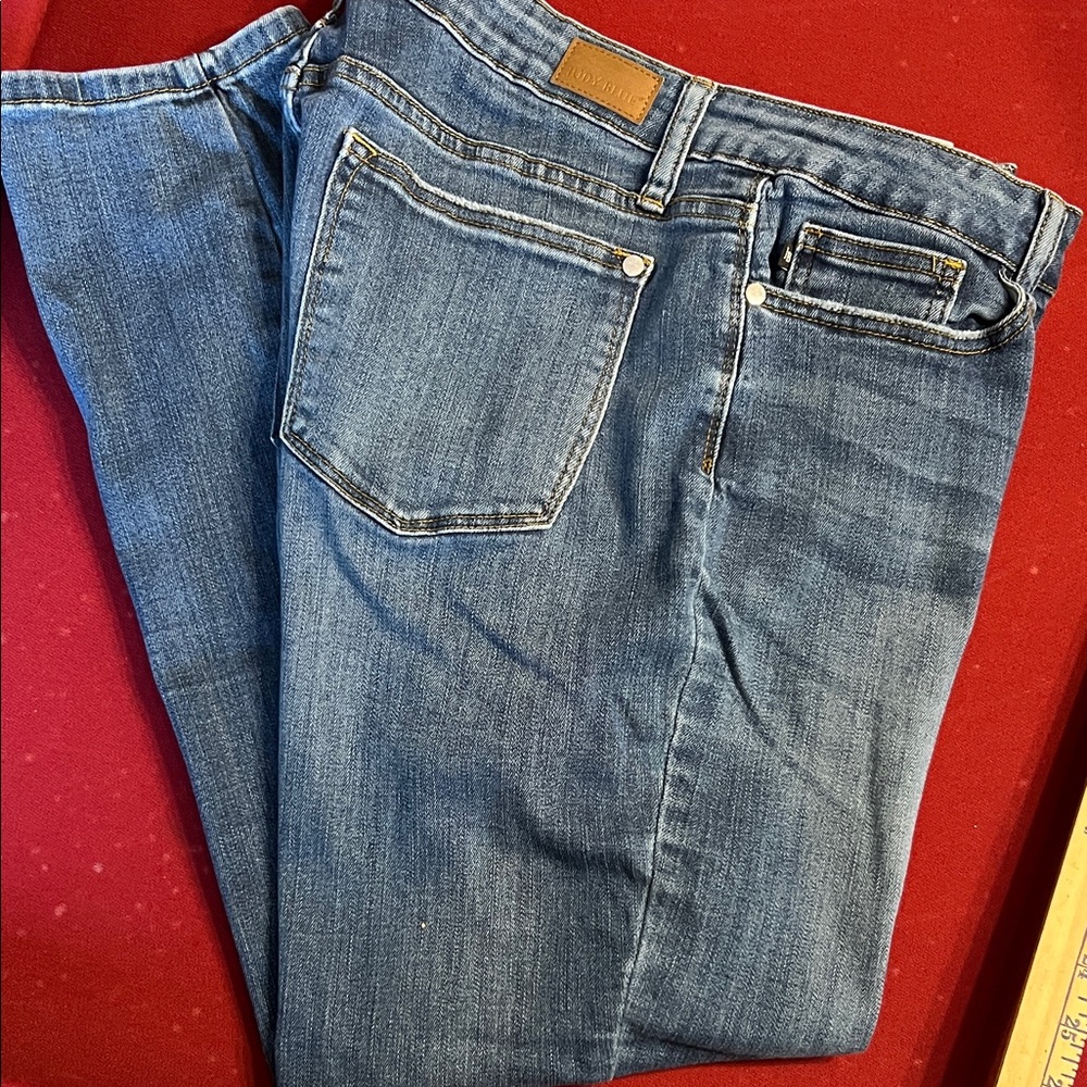 Judy Blue Classic Straight Leg Jeans in Denim Blue